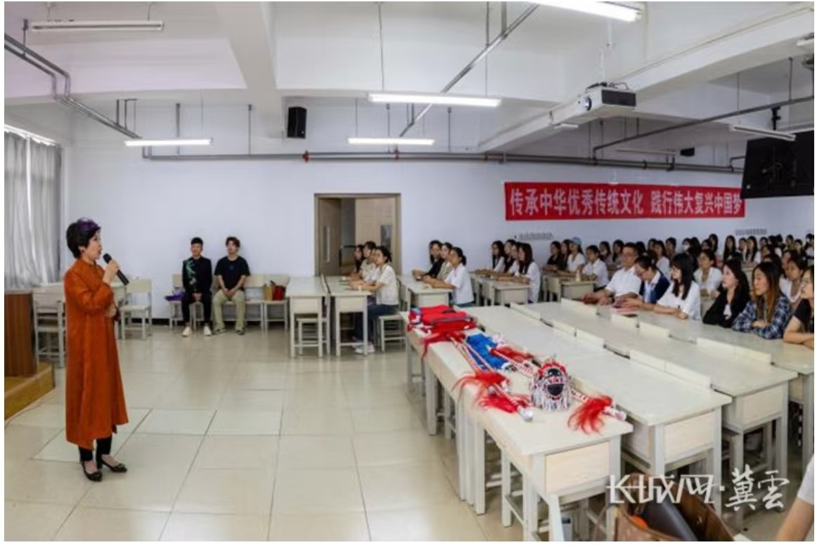 《冀云》——美加墨世界杯官方网站：“新时代 新家乡”主题思政课 探索思政课“新的打开方式”